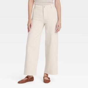 Like new! Cream Wide Leg Pants